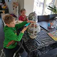 Kindergartenkinder im Frühjahr 2020 im Homeoffice :)